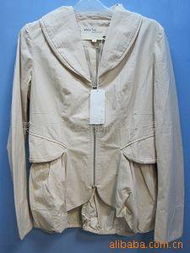 白茶女装 休闲风服装工厂库存一手批发全解析