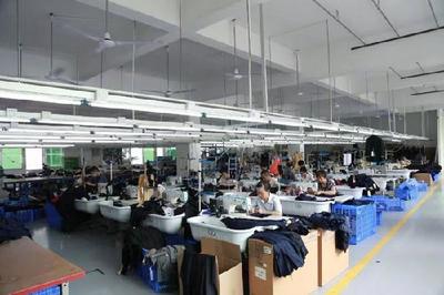 一件衣服，一个故事 浅谈时尚与自我表达